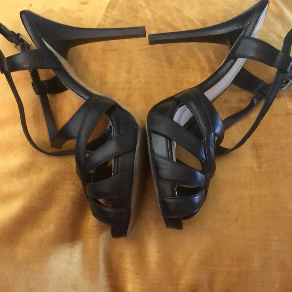 Nine West approx 5”